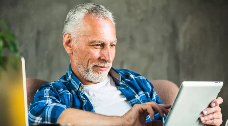 Pesquisa mostra como a tecnologia está transformando a vida de quem tem mais de 50 anos