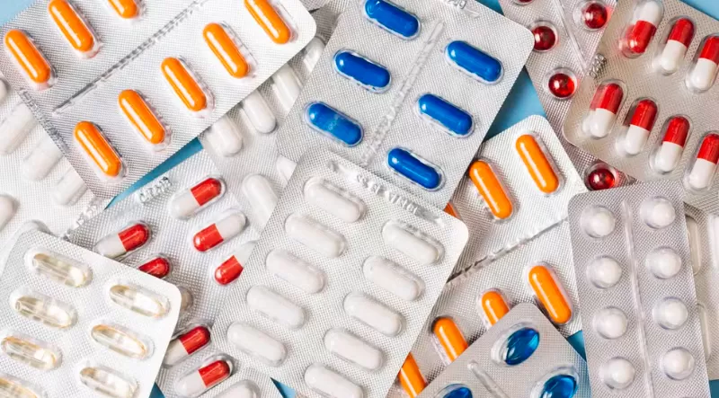 Remédios podem ter reajuste de até 3,81% a partir desta terça-feira; entenda